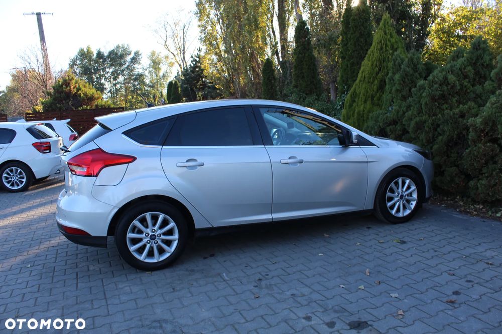 Ford Focus 1.0 EcoBoost Titanium - 9