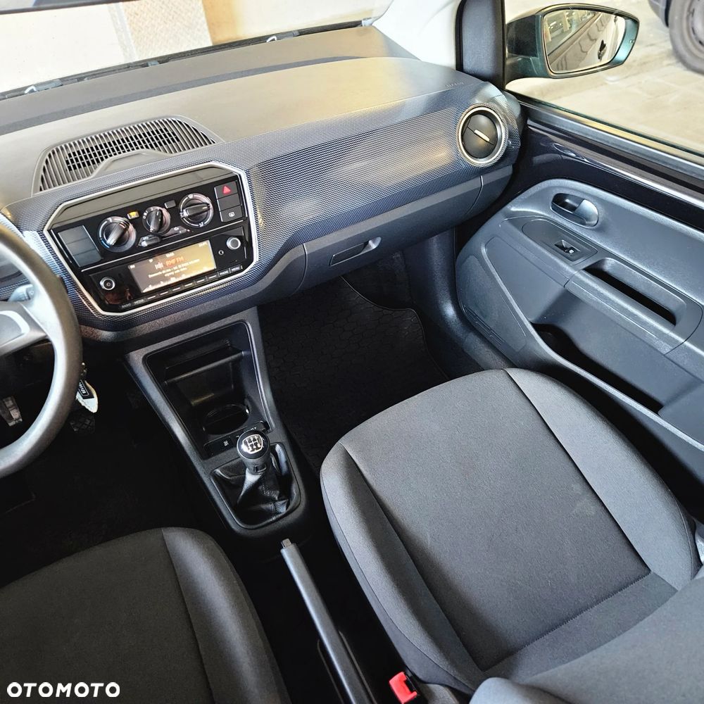 Volkswagen up! 1.0 take CityLine - 17