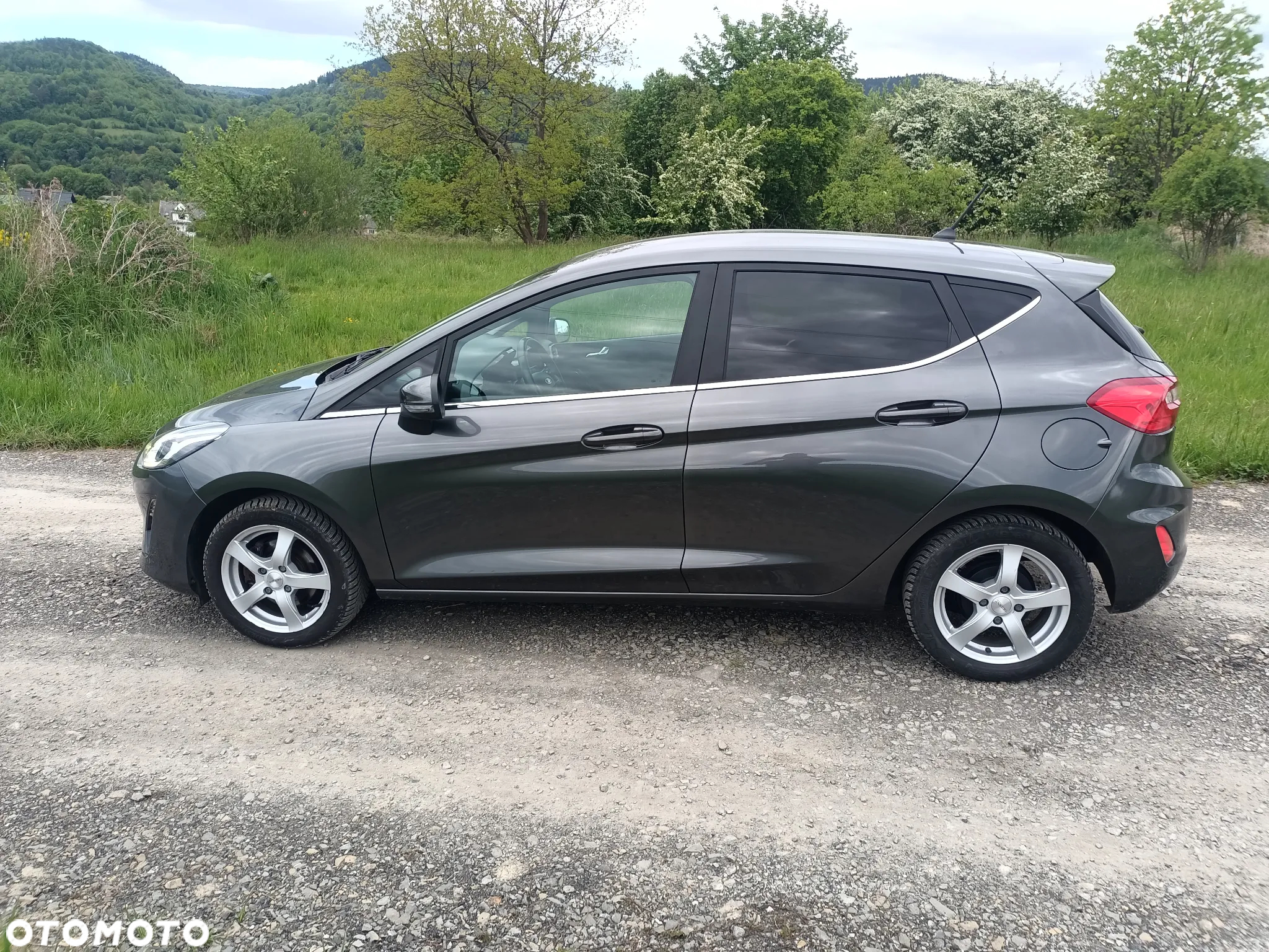 Ford Fiesta 1.1 S&S TITANIUM - 4