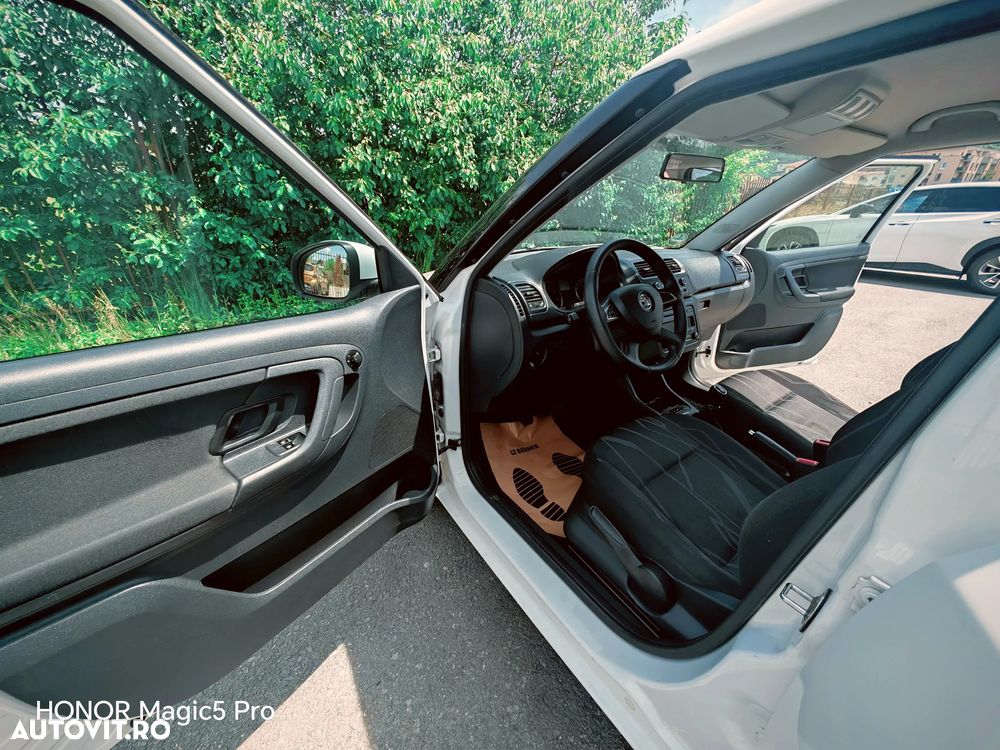 Skoda Fabia 1.2 TSI Fresh - 23