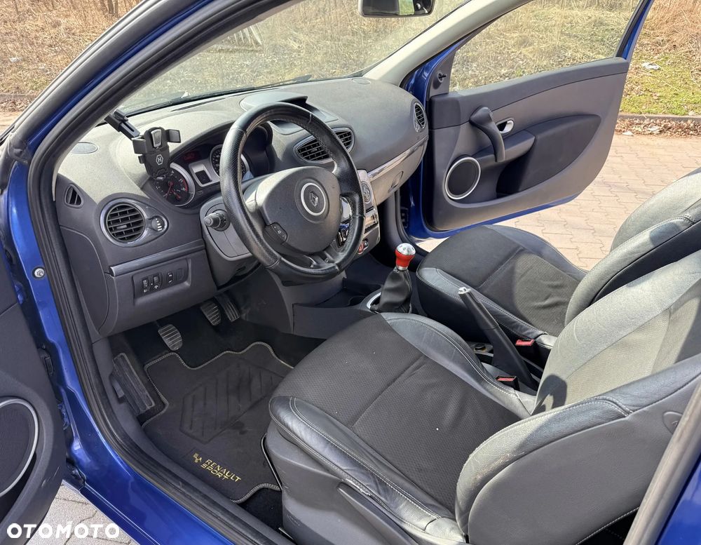Renault Clio - 7