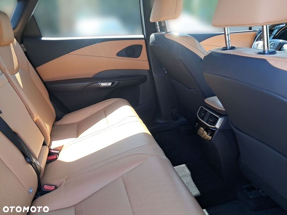 Lexus RX - 10
