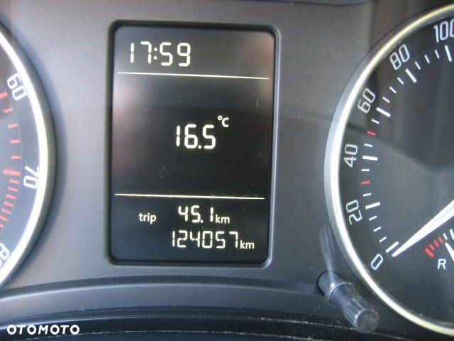 Skoda Octavia 1.6 Ambiente EU5 - 9