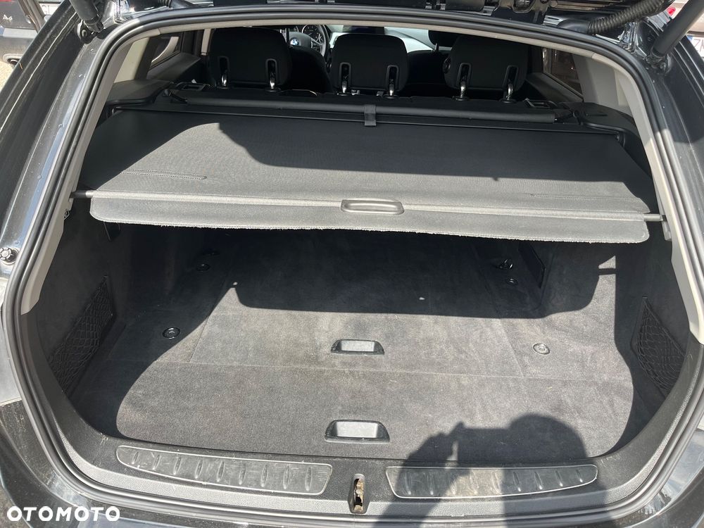 BMW Seria 3 320d - 11