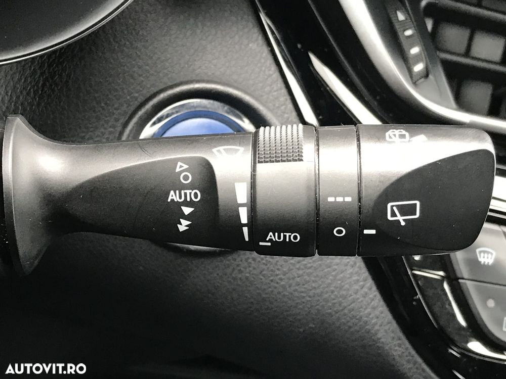 Toyota C-HR Business-Edition - 22