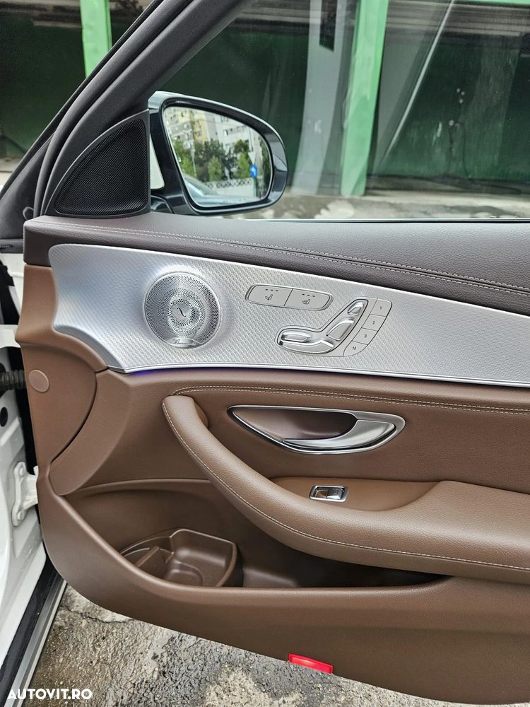 Mercedes-Benz E - 7