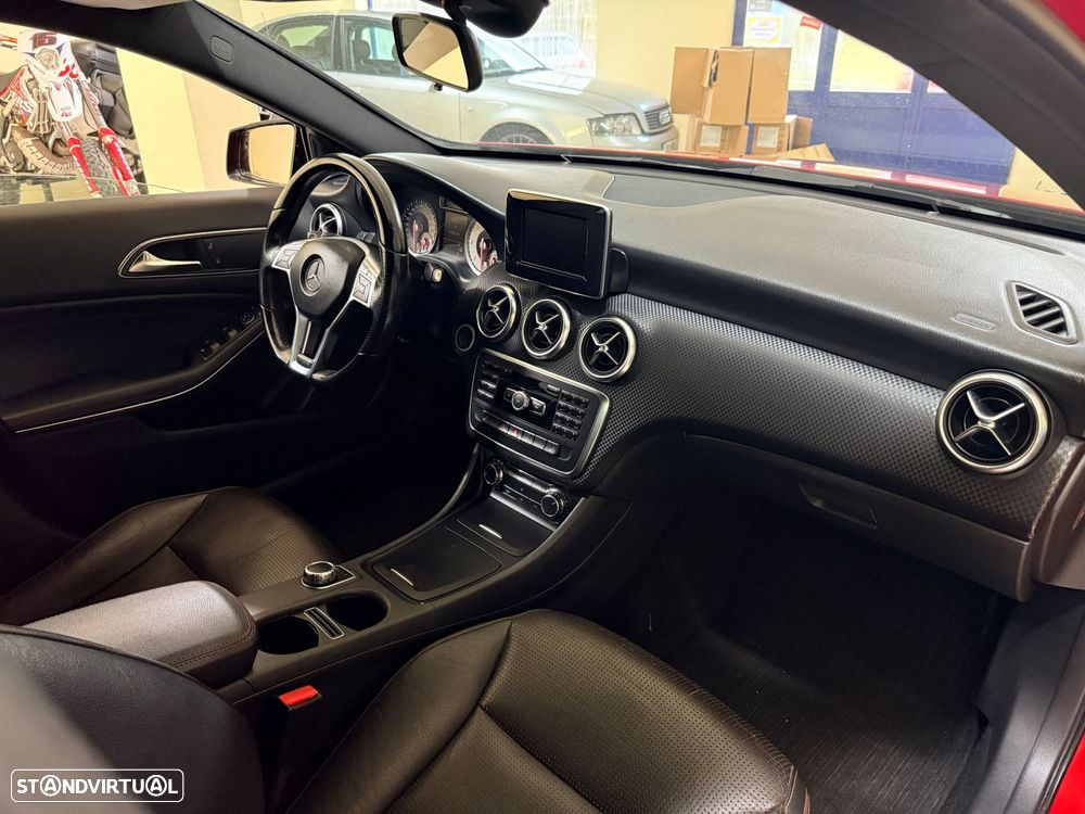 Mercedes-Benz A 180 CDI 7G-DCT AMG Line - 34