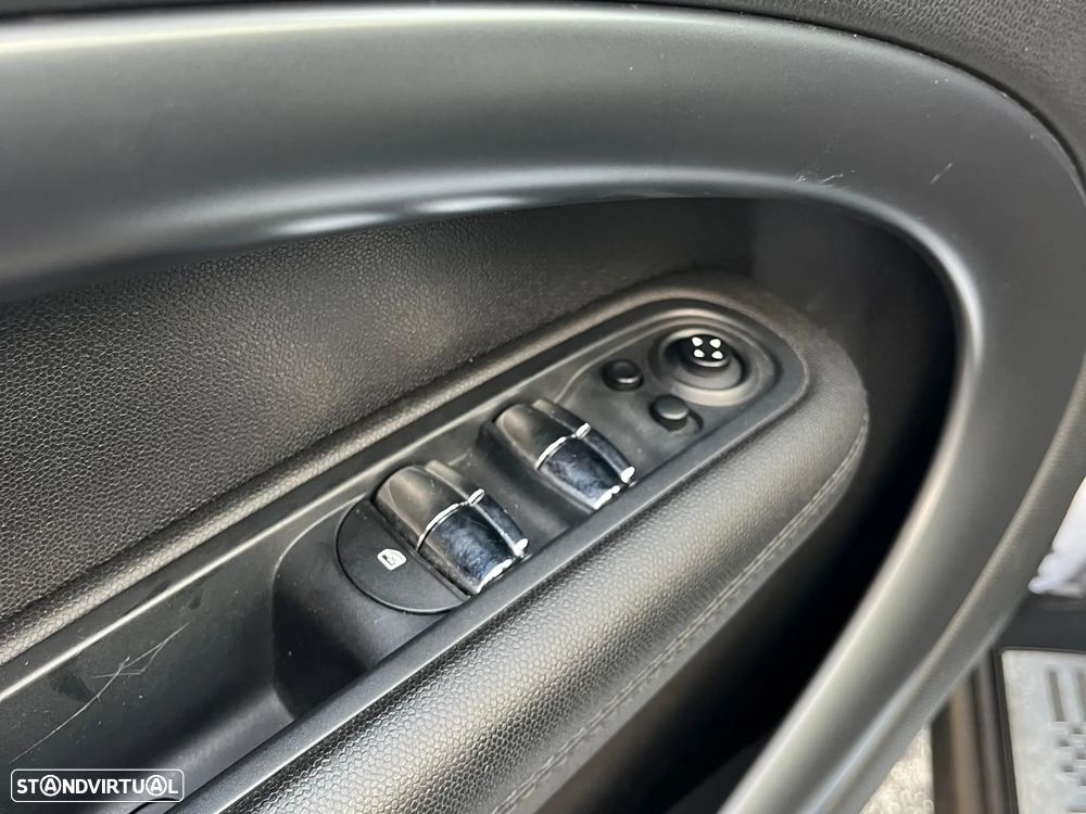 MINI Countryman Cooper SD ALL4 - 54