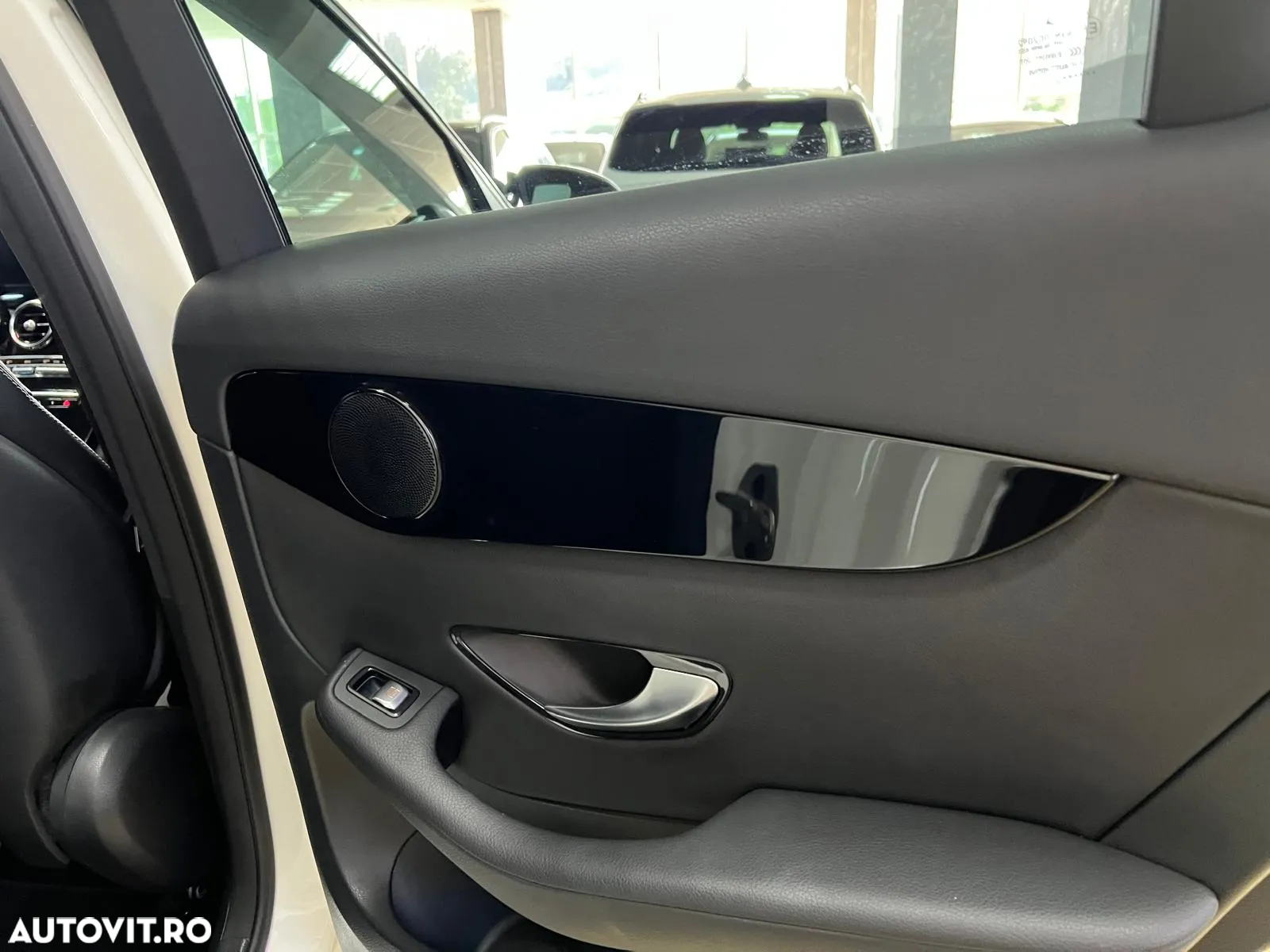 Mercedes-Benz GLC 200 d 4Matic 9G-TRONIC Exclusive - 17