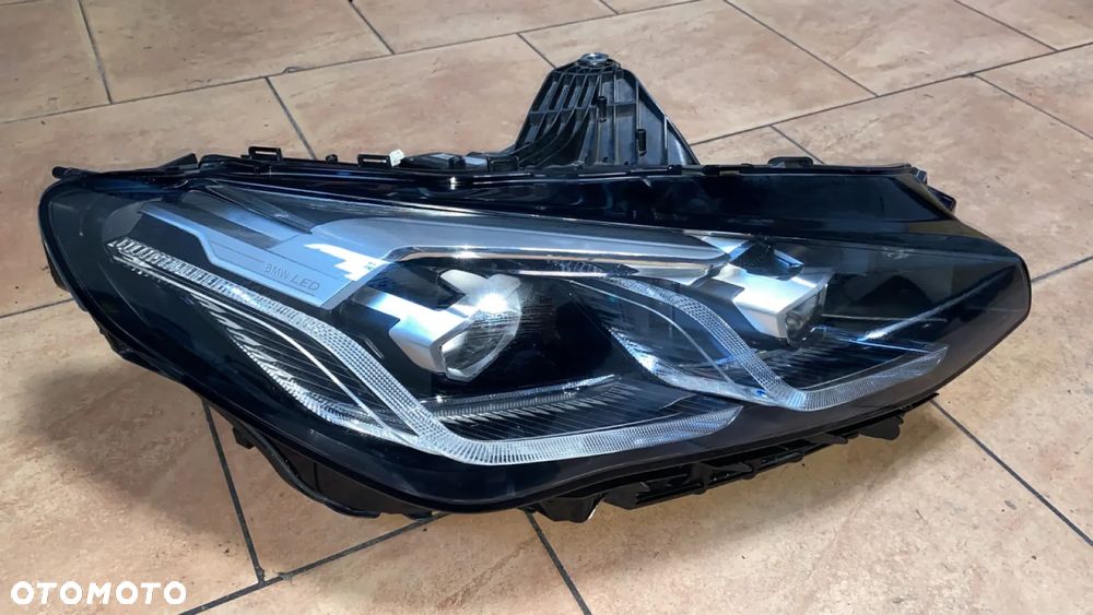 REFLEKTOR LAMPA PRZEDNIA PRAWA BMW 2 U06 ACTIVE TOURER BMW LED 5A42248 EUROPA - 1