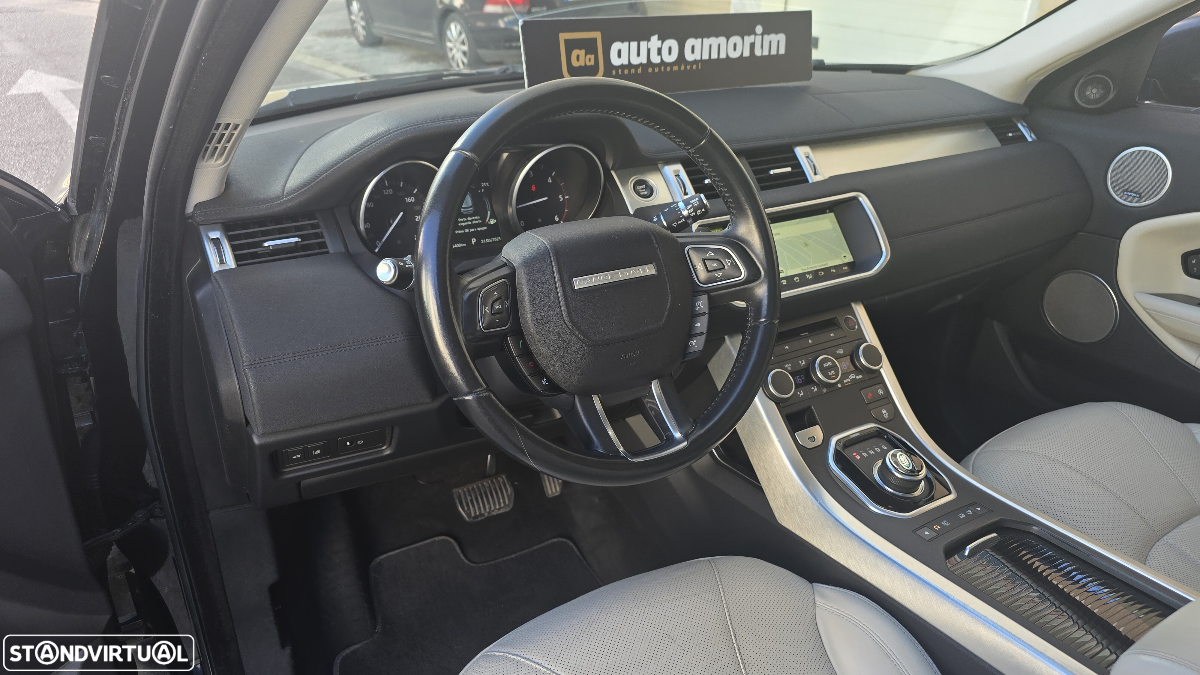 Land Rover Range Rover Evoque 2.0 TD4 SE Auto - 18