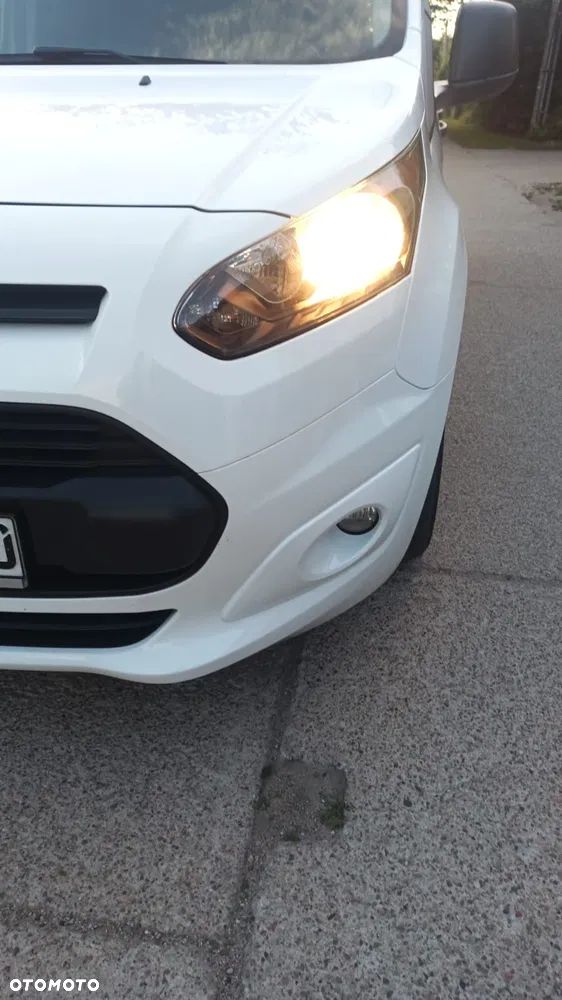 Ford Transit Connect - 12