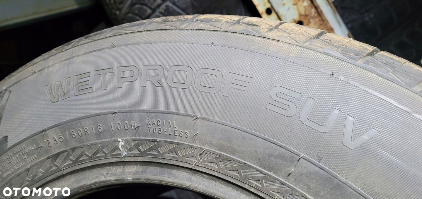 1x Nokian Tyres Line SUV 235/60R16 100H L864A - 8