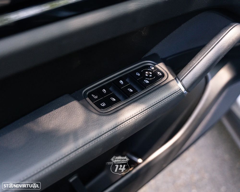 Porsche Cayenne Coupé E-Hybrid - 22