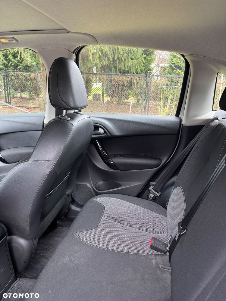 Citroën C3 1.2 PureTech Selection - 13