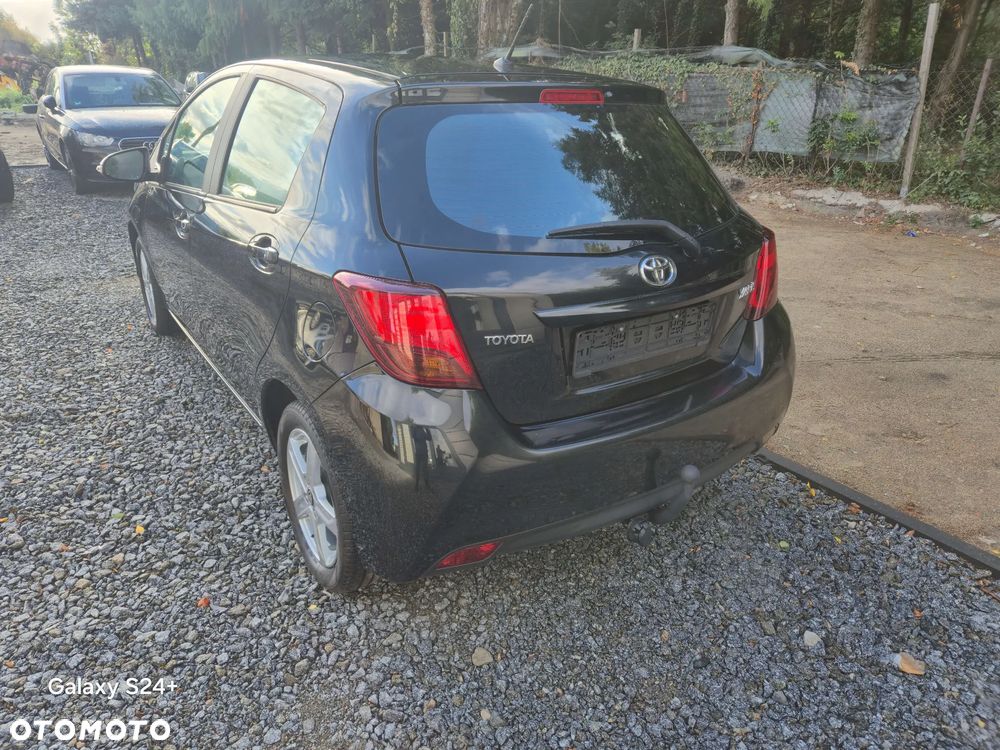Toyota Yaris - 7
