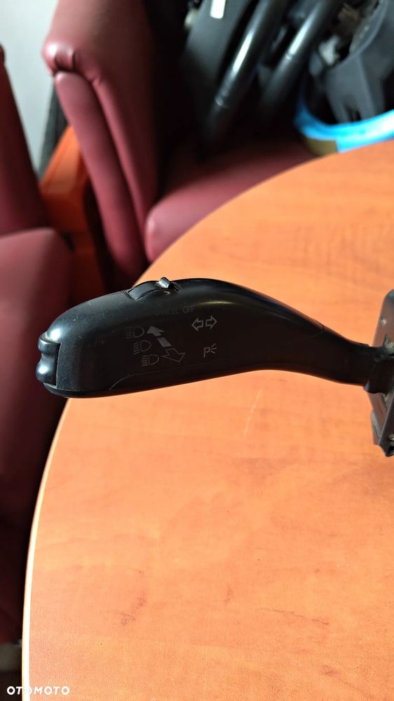 VW T5 MANETKI PRZEŁĄCZNIK Z OBSŁUGĄ LICZNIKA I TEMPOMATEM 6Q0953503FJ - 3