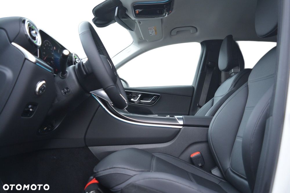 Mercedes-Benz GLC - 7