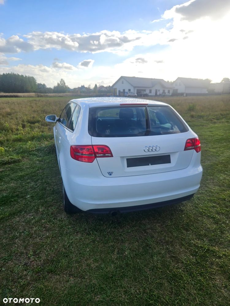 Audi A3 Sportback - 10