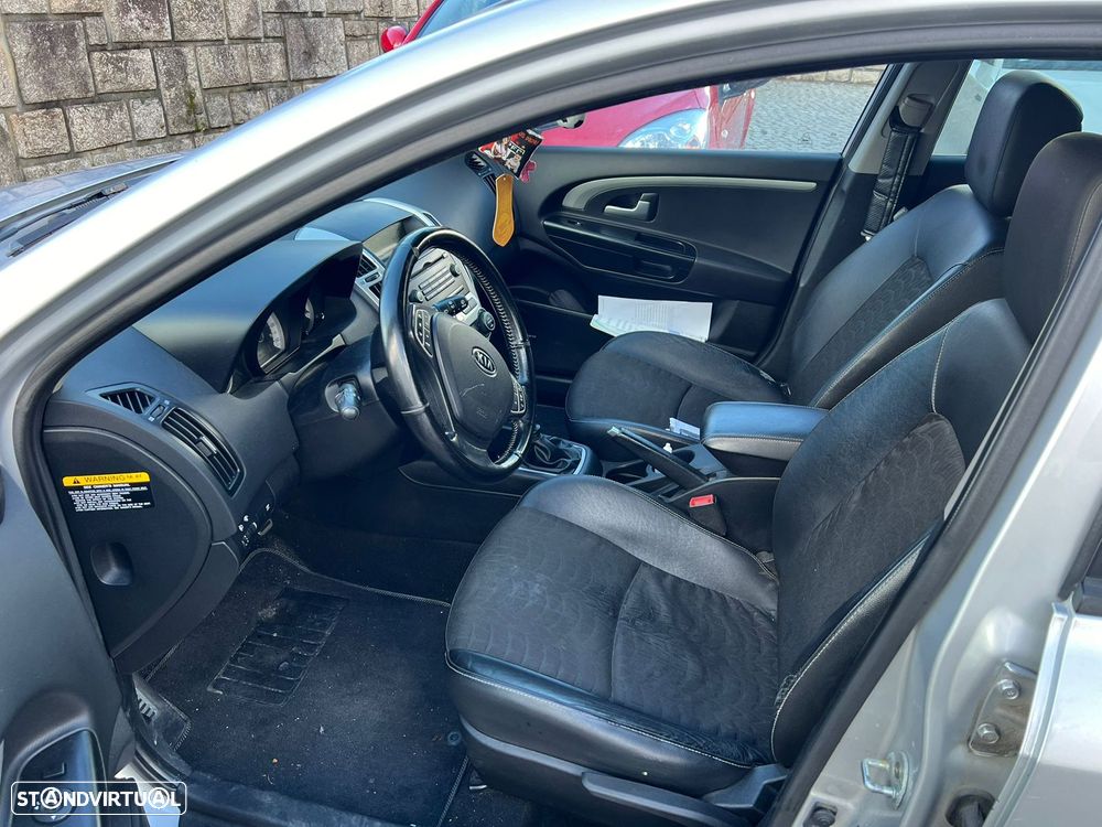 Kia Ceed SW 1.6 CRDi EX - 5