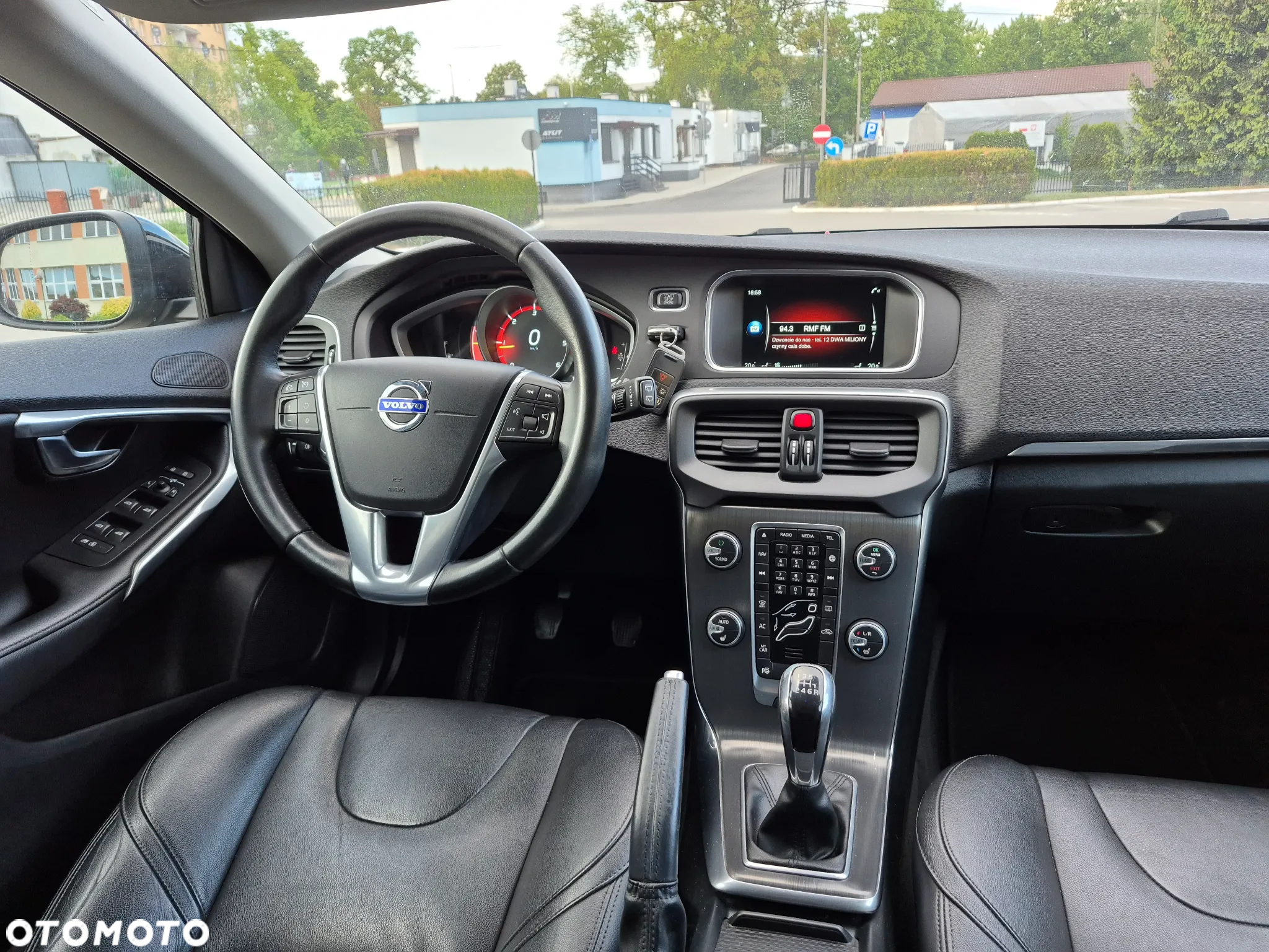 Volvo V40 D2 Drive-E Summum - 25