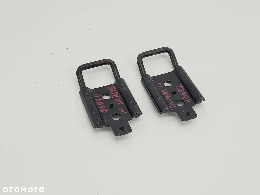 RYGIEL ZACZEP ZAMKA TYŁ PEUGEOT EXPERT JUMPY III VIVARO C 2016-  CZĘŚCI - 2