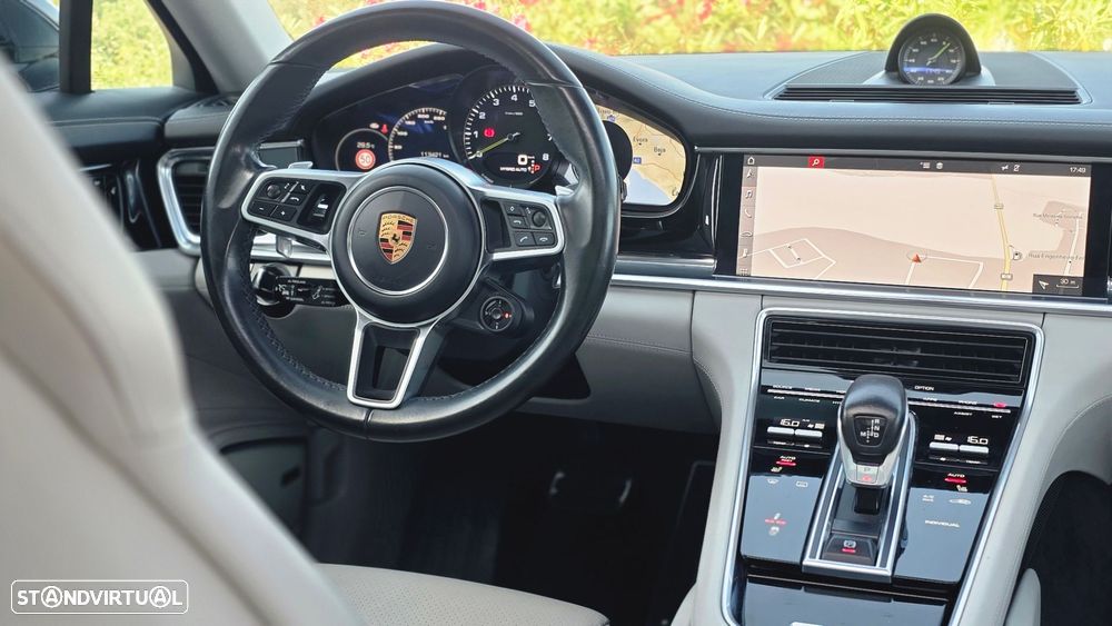 Porsche Panamera Sport Turismo 4 E-Hybrid Platinum Edition - 40