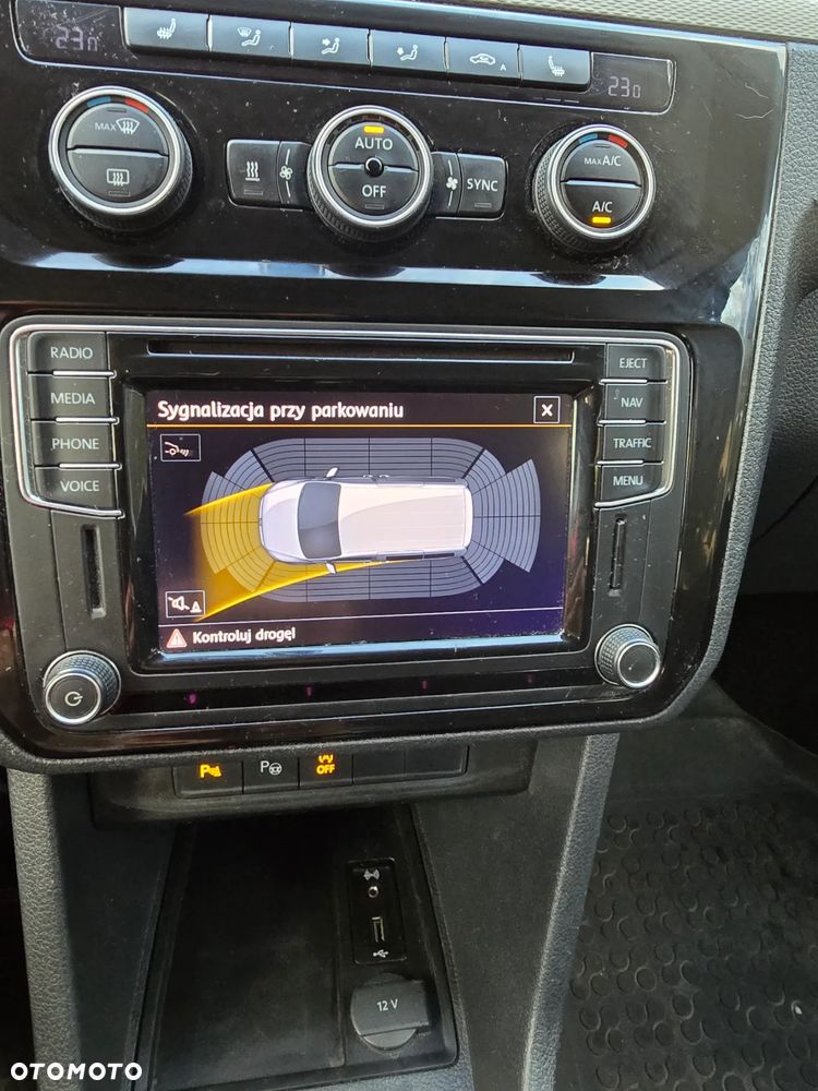 Volkswagen Caddy 2.0 TDI Highline DSG - 20