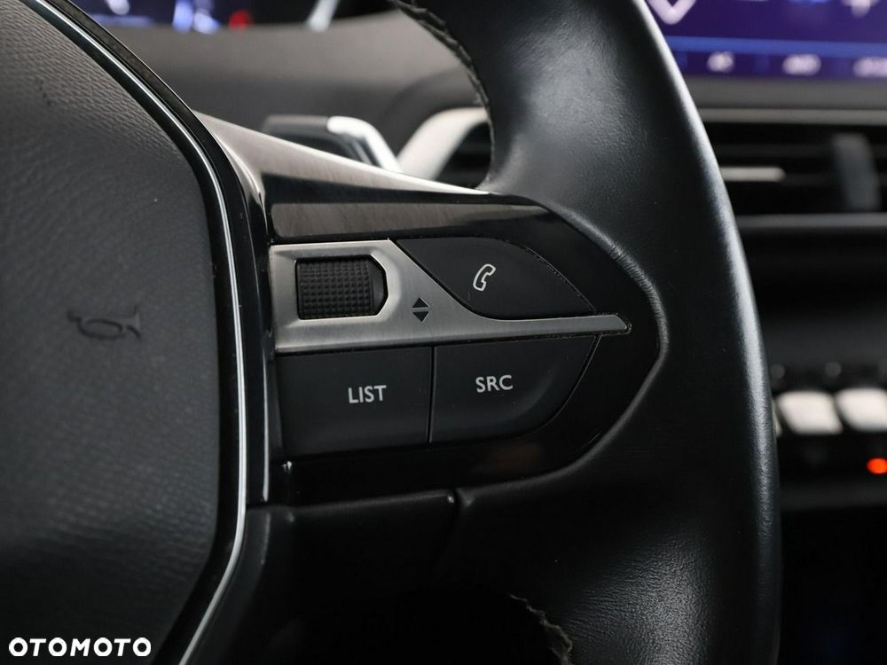 Peugeot 3008 1.2 PureTech GPF Allure S&S EAT8 - 32