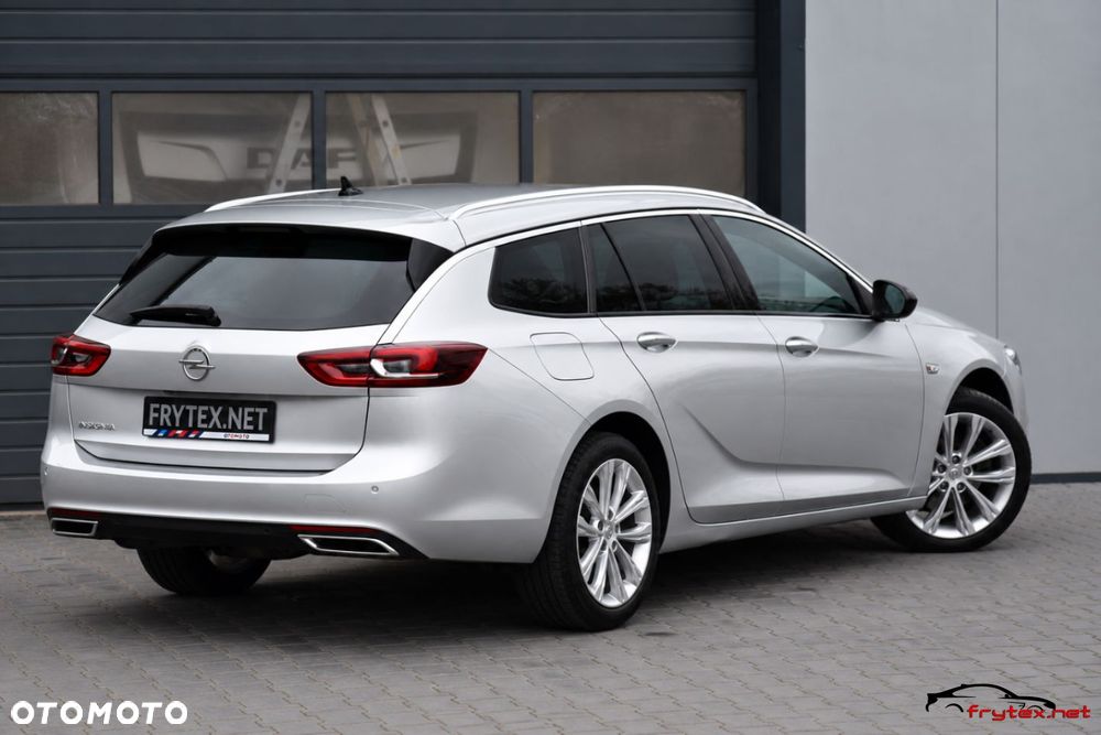 Opel Insignia - 12