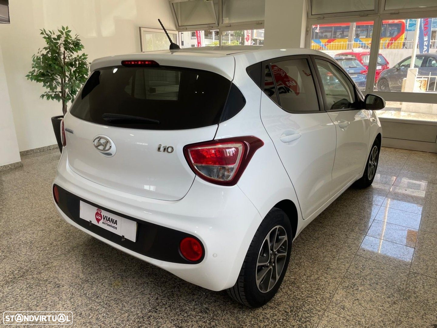 Hyundai i10 1.0 Urban - 4