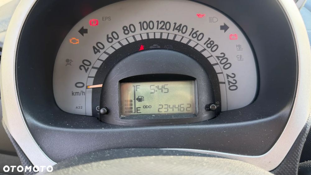 Daihatsu Sirion 1.3 - 22