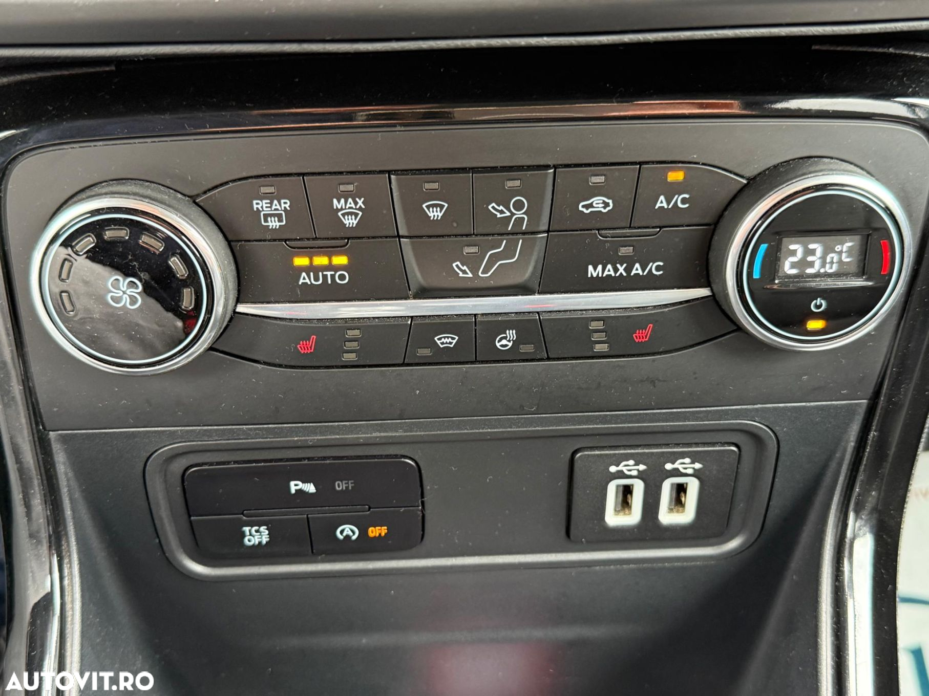 Ford EcoSport - 17