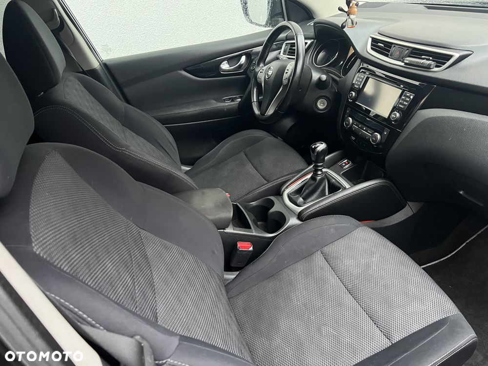 Nissan Qashqai 1.5 dCi Tekna - 15