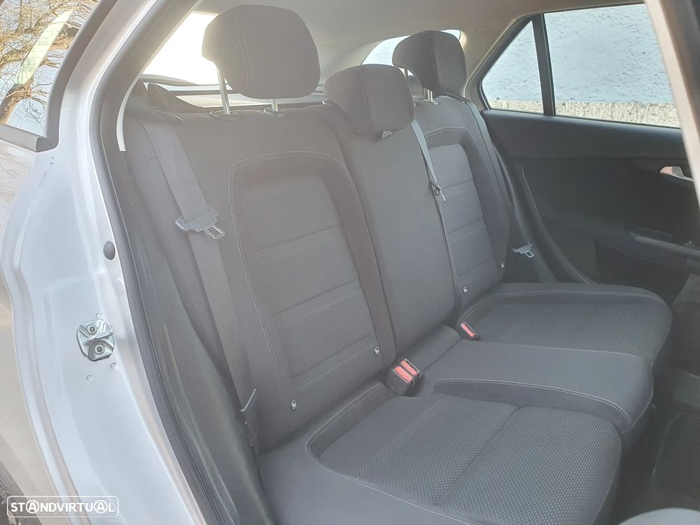 Fiat Tipo Station Wagon 1.6 M-Jet Lounge Tech J17 DCT - 38