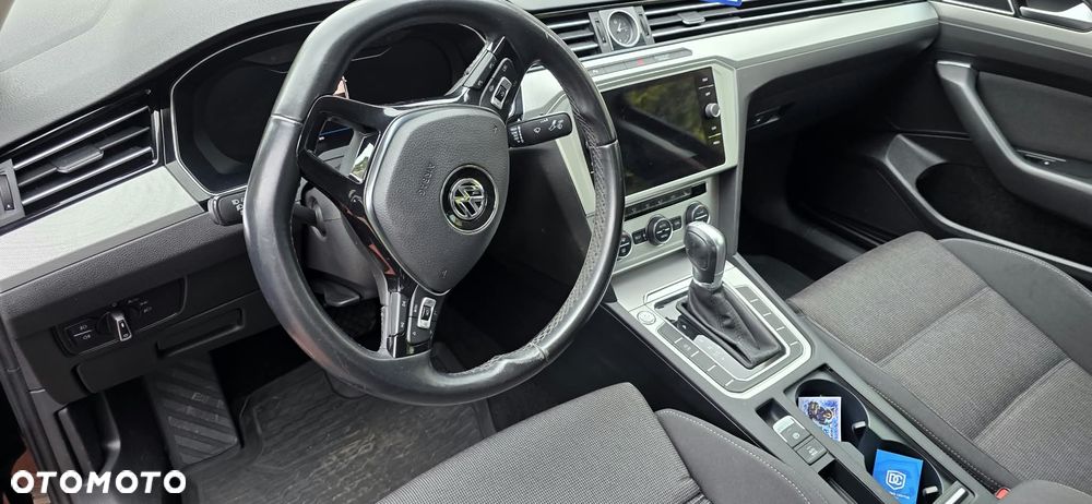 Volkswagen Passat 2.0 TDI BMT Comfortline DSG7 - 17
