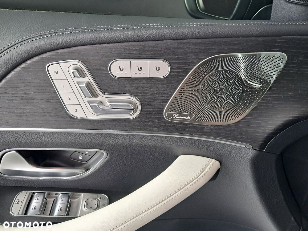 Mercedes-Benz GLE - 31