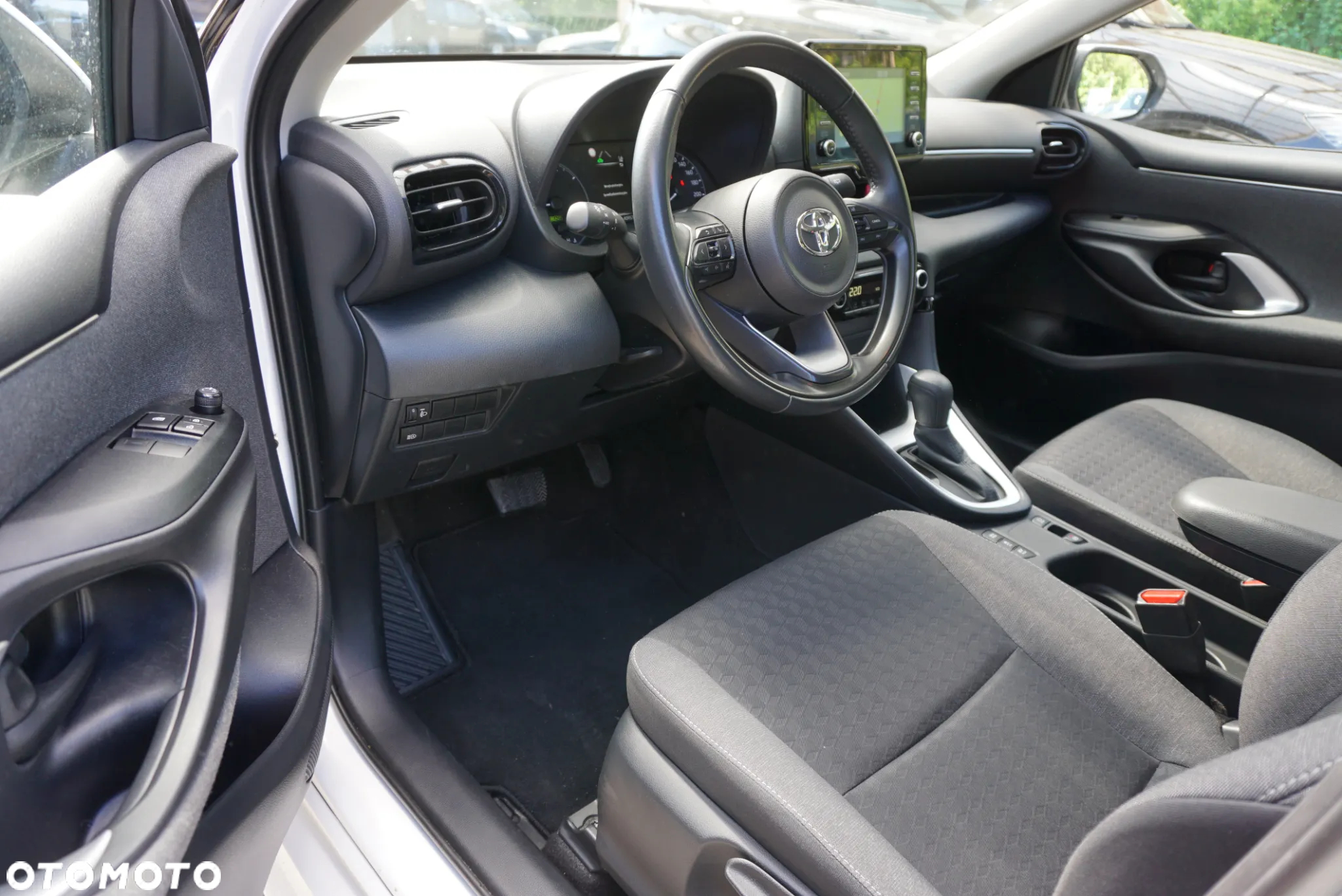 Toyota Yaris Hybrid 1.5 Style - 7