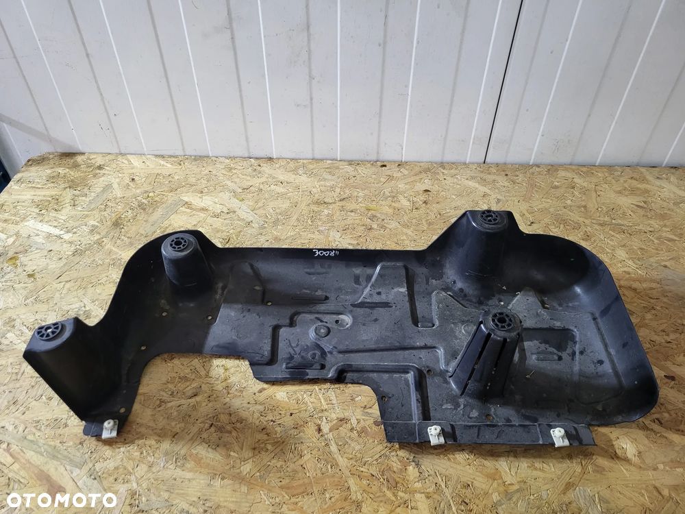 Płyta osłona podwozia tył Peugeot 3008 II - 3