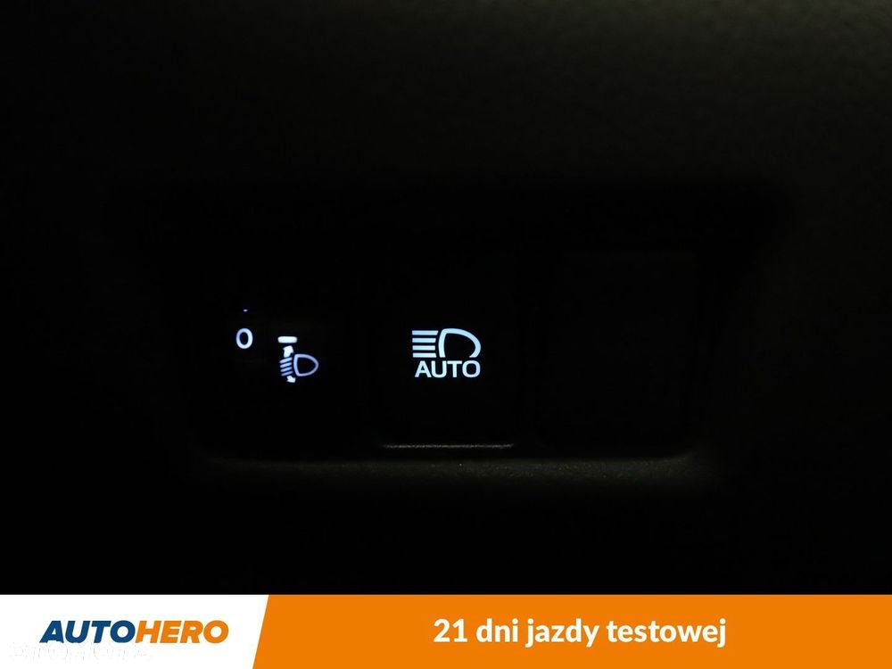 Toyota C-HR - 31