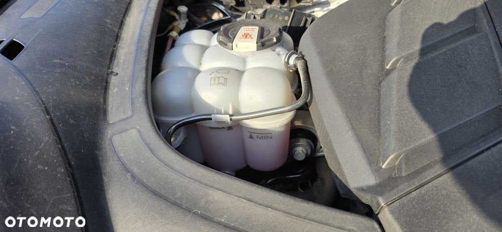 Porsche Cayenne - 23