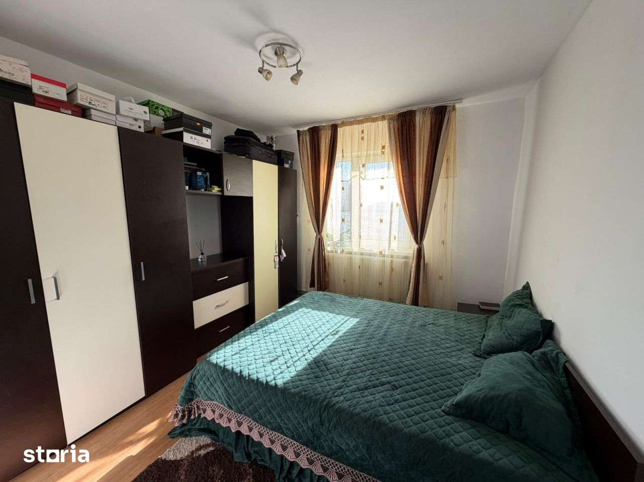 Apartament 3 Camere-Craiovita Noua-Zona Niela — fotografia 1