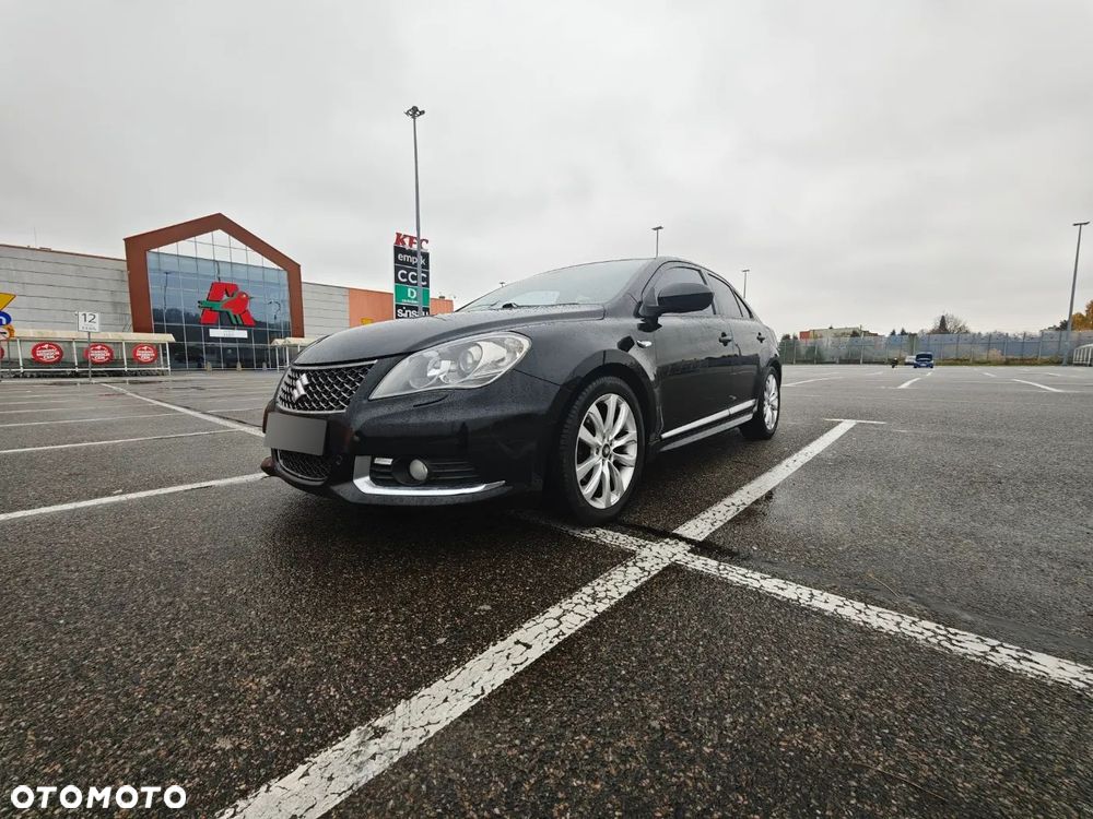 Suzuki Kizashi 2.4 Sport 4WD CVT - 2