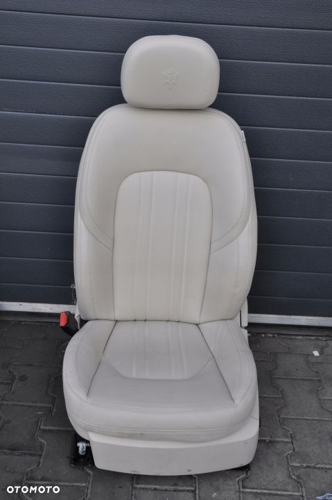 MASERATI GHIBLI III FOTELE KANAPA BOCZKI SKÓRA UK - 9