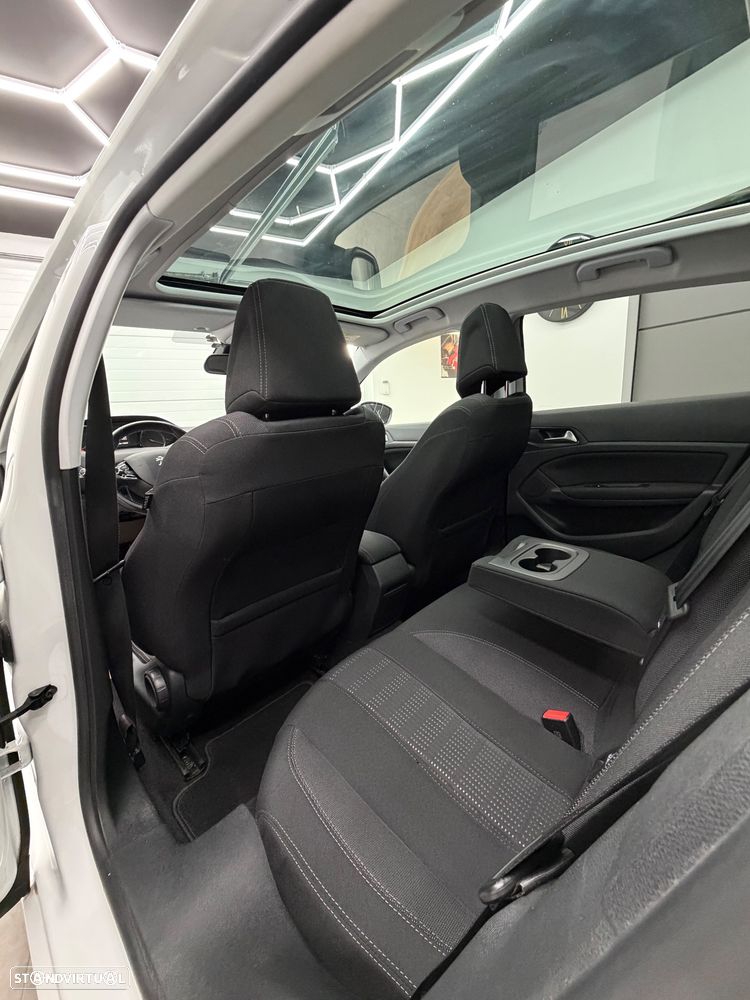 Peugeot 308 - 19