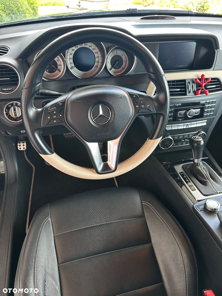 Mercedes-Benz Klasa C - 16