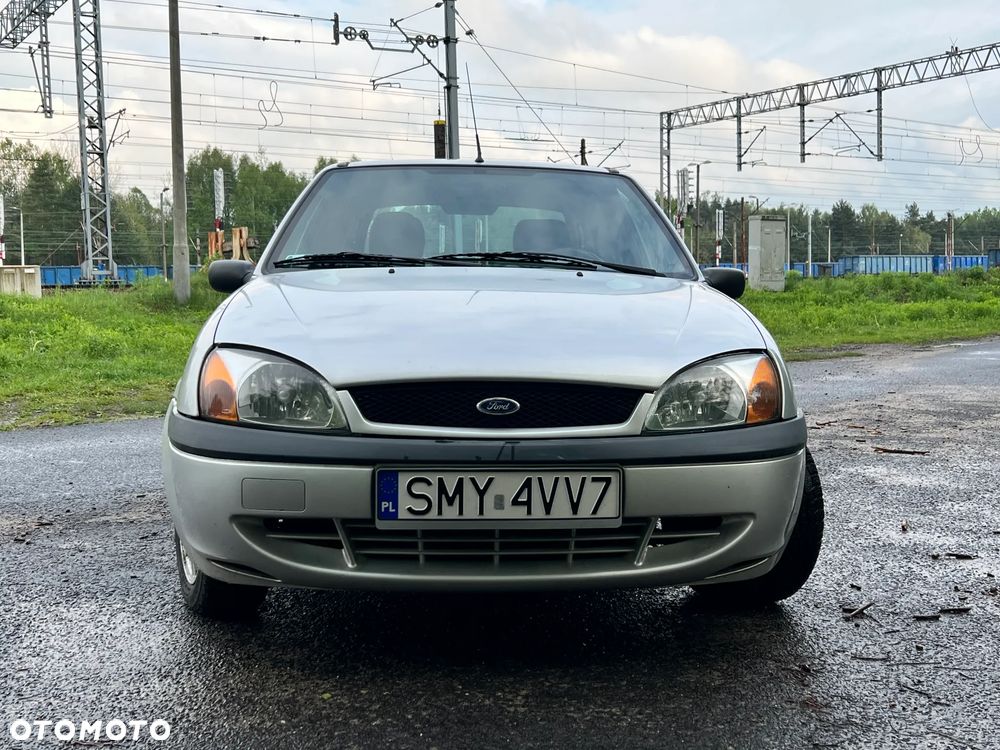 Ford Fiesta 1.3 Ghia - 2
