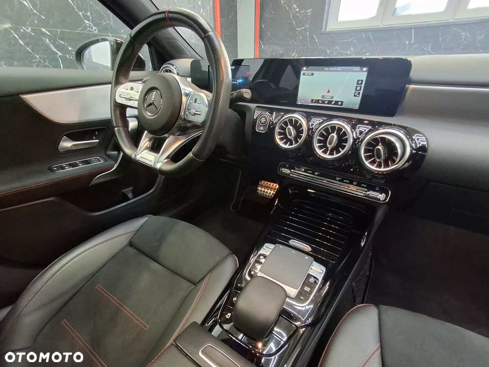 Mercedes-Benz Klasa A 35 AMG 4-Matic Edition 1 7G-DCT - 18