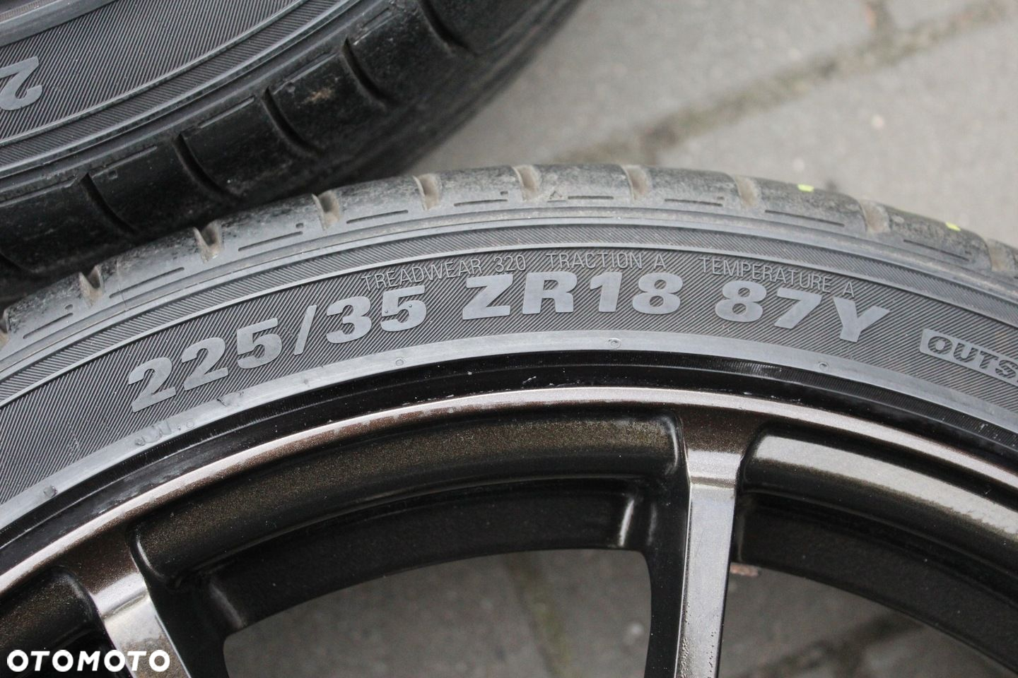 4x 225/35/18 KUMHO ECSTA PS71 87Y 17r 6,5mm - 6
