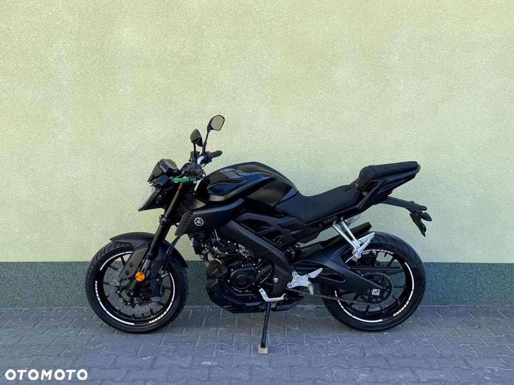 Yamaha MT - 24